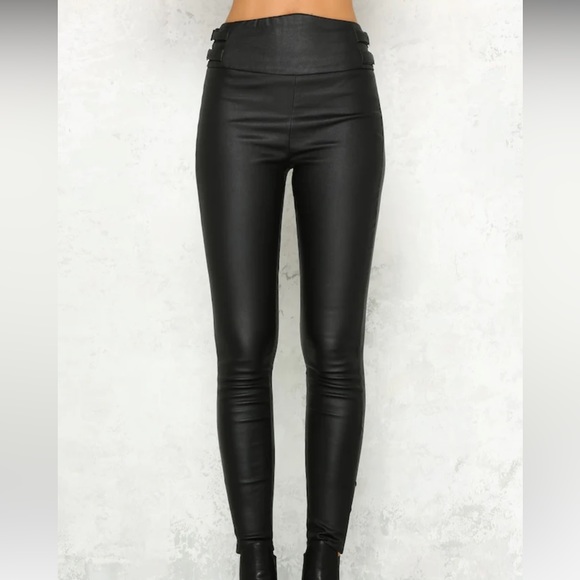 Hello Molly Pants - NWOT Rebel with a Cause Pants